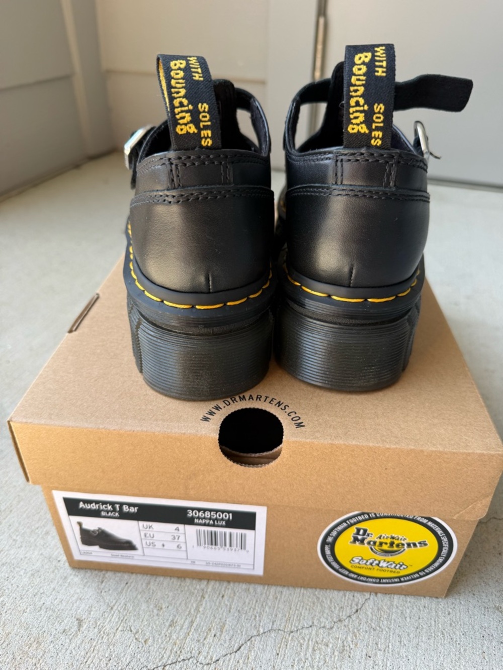Dr. Martens- Audrick Napa Lux platform Mary Jane - Picture 4 of 6